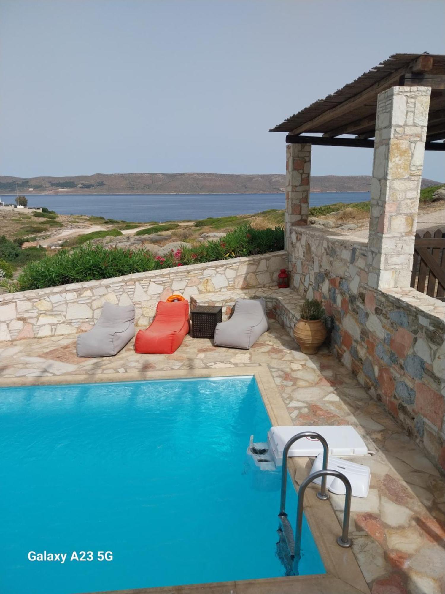 Big Blue Villa 수니언 외부 사진