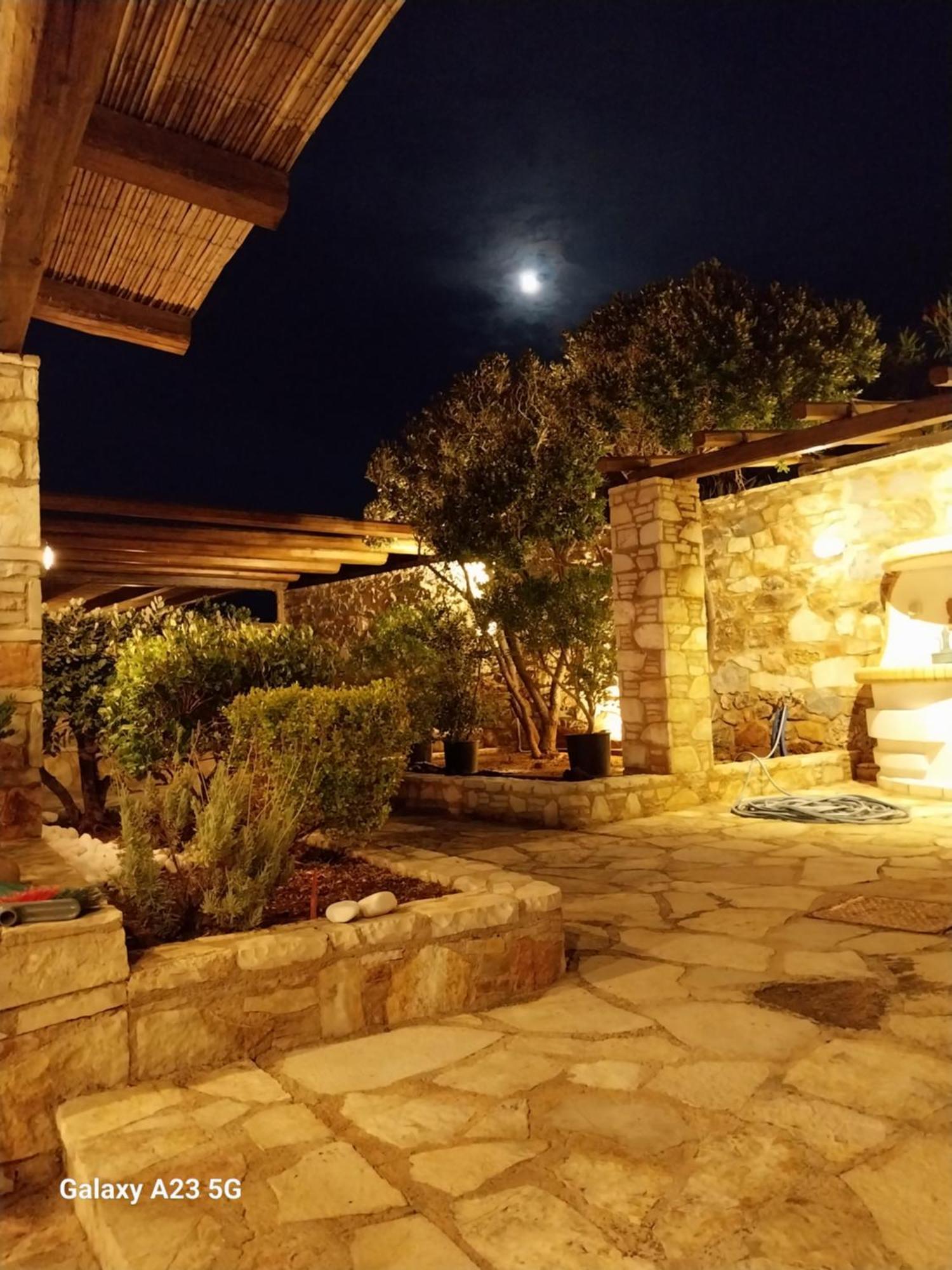 Big Blue Villa 수니언 외부 사진